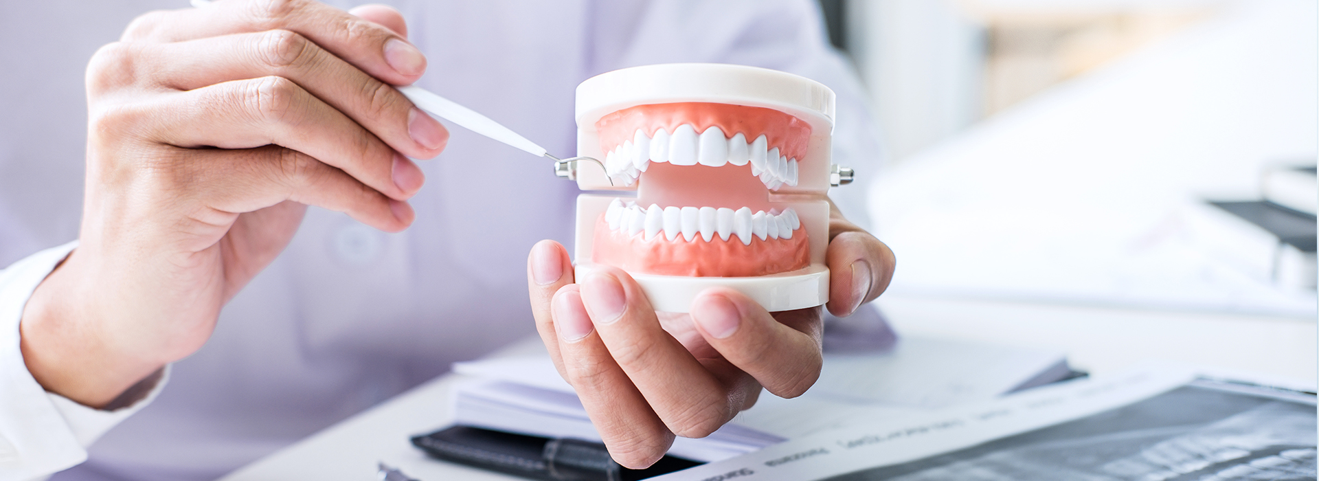Lee Dental   Facial | Restylane  , Implant Dentistry and daVinci    Veneers